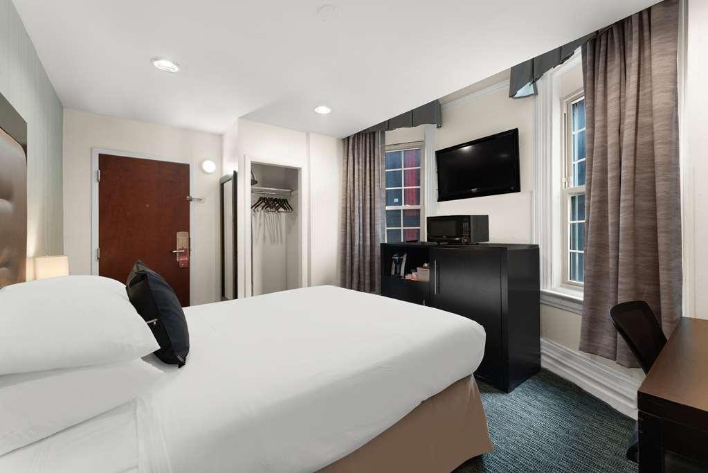 Quality Inn Center City Philadelphia Room photo